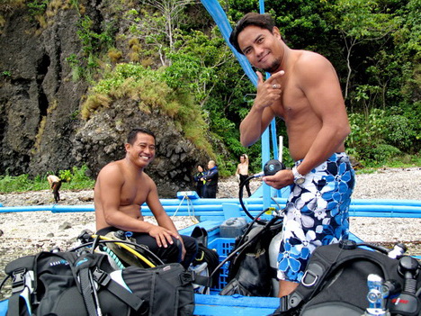 Scuba Dive in Anilao - Underwater Macro Photography, Anilao Muck dive.